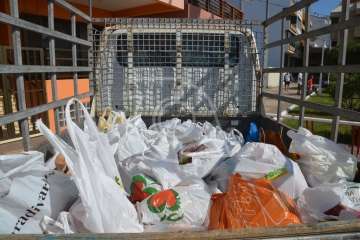  Cristo Cárdenes e Iria Otero, vencedores de la XVI Travesía a Nado de Salinetas (Foto TA)